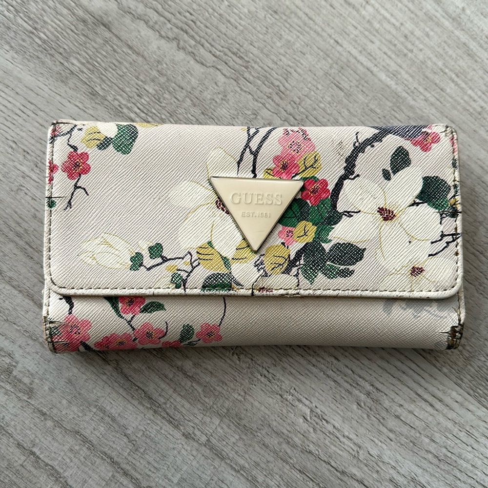 GUESS floral long wallet (REHAB PROJECT)